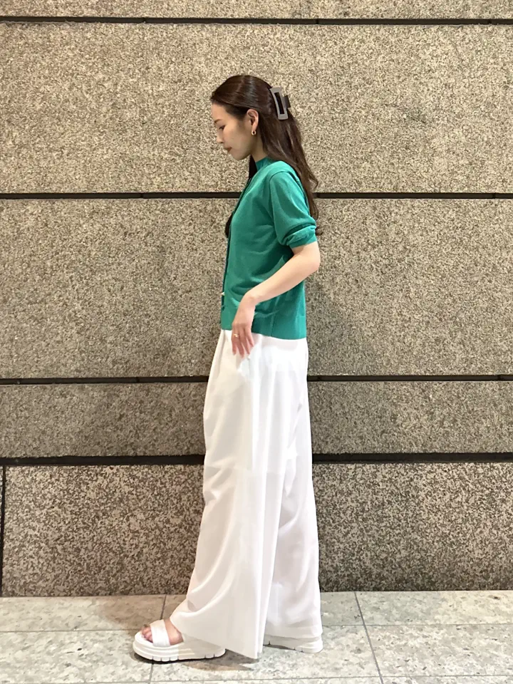 GRACE CONTINENTAL ERINA KATO コーディネート画像