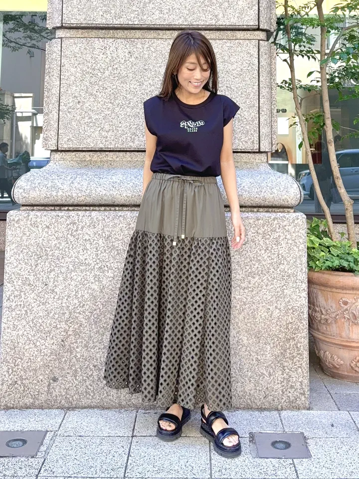 GRACE CONTINENTAL yukimi yonee コーディネート画像