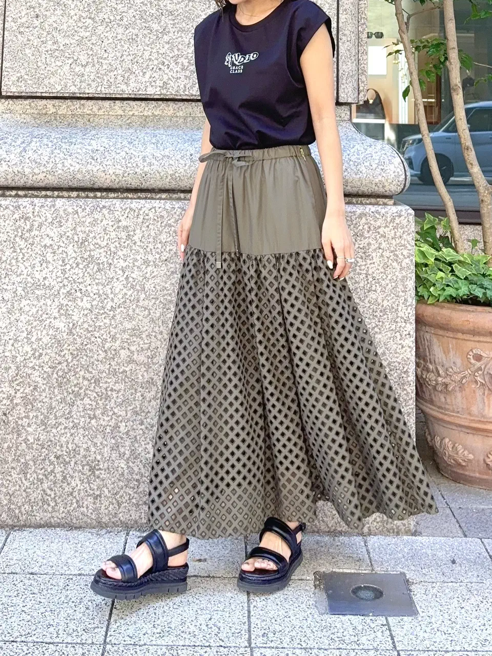 GRACE CONTINENTAL yukimi yonee コーディネート画像