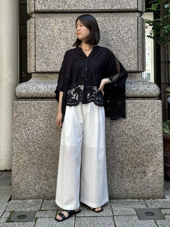 GRACE CONTINENTAL 伊藤　静華 コーディネート画像