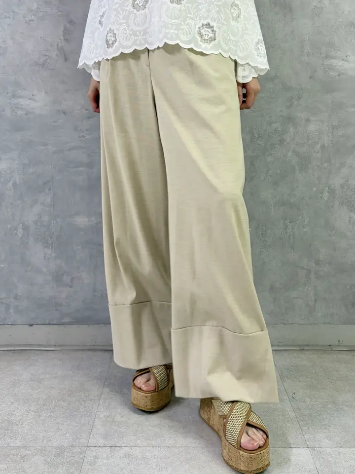 GRACE CONTINENTAL Abe コーディネート画像