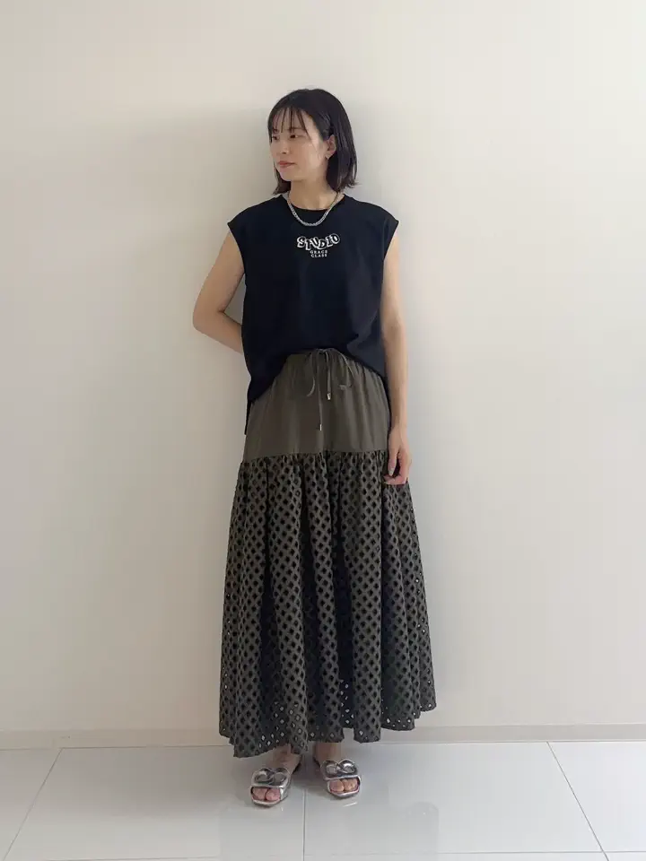 GRACE CONTINENTAL Hikaru Okada コーディネート画像