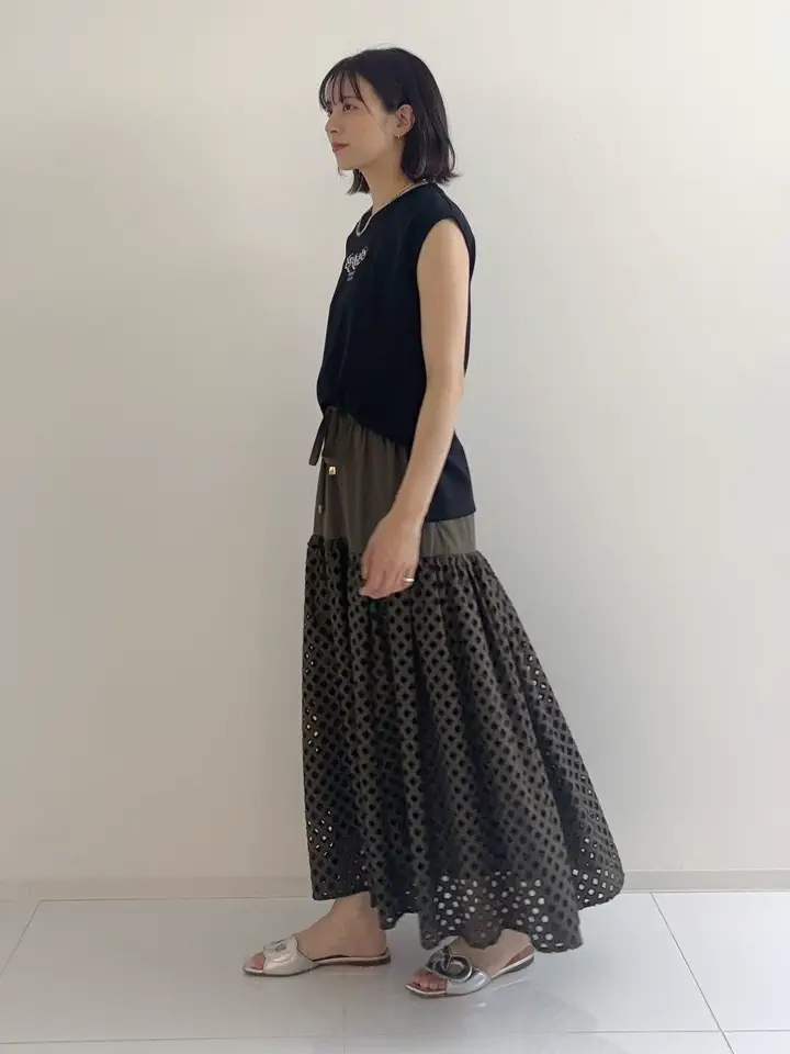 GRACE CONTINENTAL Hikaru Okada コーディネート画像