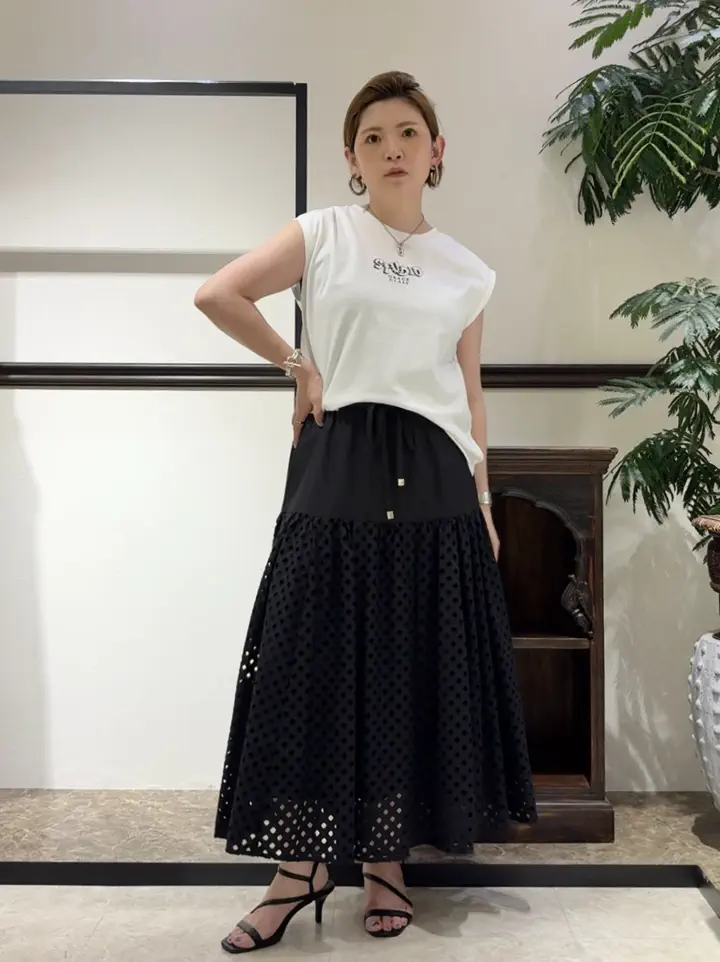 GRACE CONTINENTAL N.YURI コーディネート画像