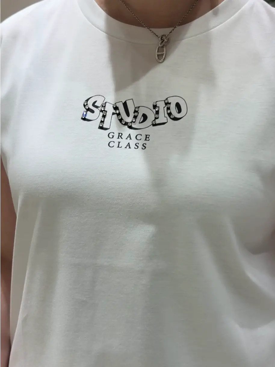 GRACE CONTINENTAL N.YURI コーディネート画像