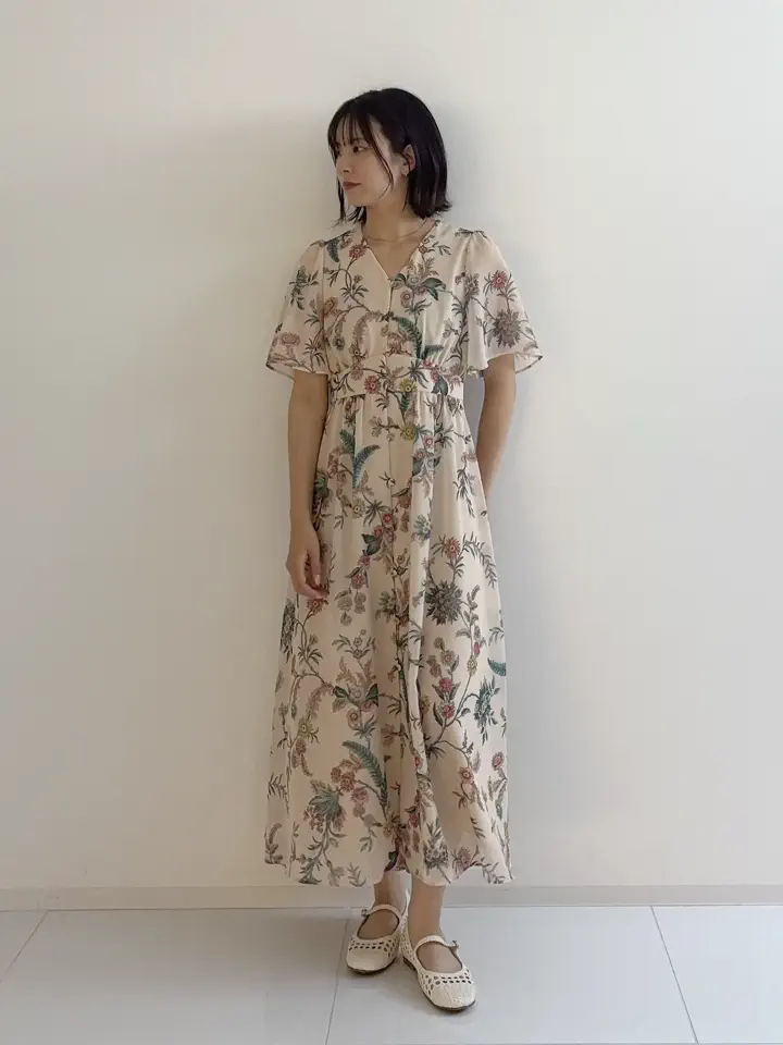 GRACE CONTINENTAL Hikaru Okada コーディネート画像