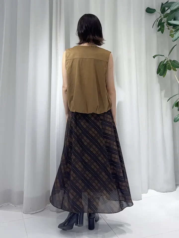 GRACE CONTINENTAL Hikaru Okada コーディネート画像