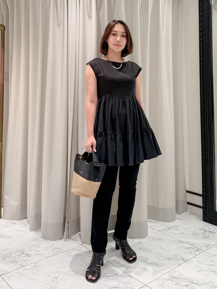 GRACE CONTINENTAL Natsumi コーディネート画像