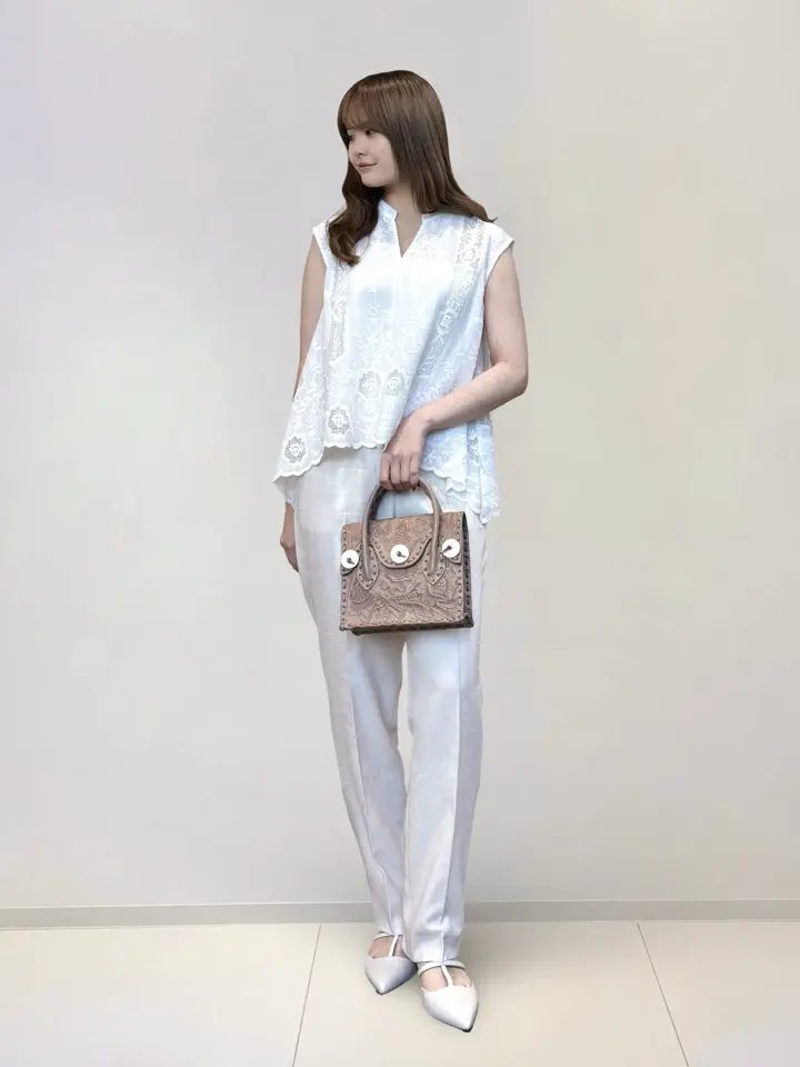 GRACE CONTINENTAL miyuki adachi コーディネート画像