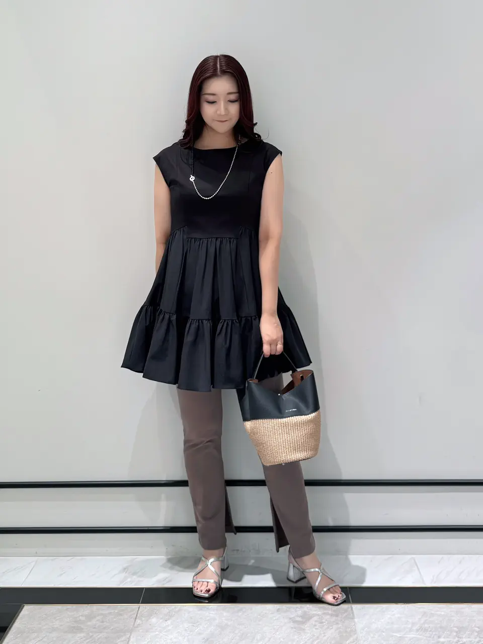 MOMOKO コーディネート画像