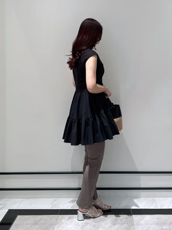 GRACE CONTINENTAL MOMOKO コーディネート画像