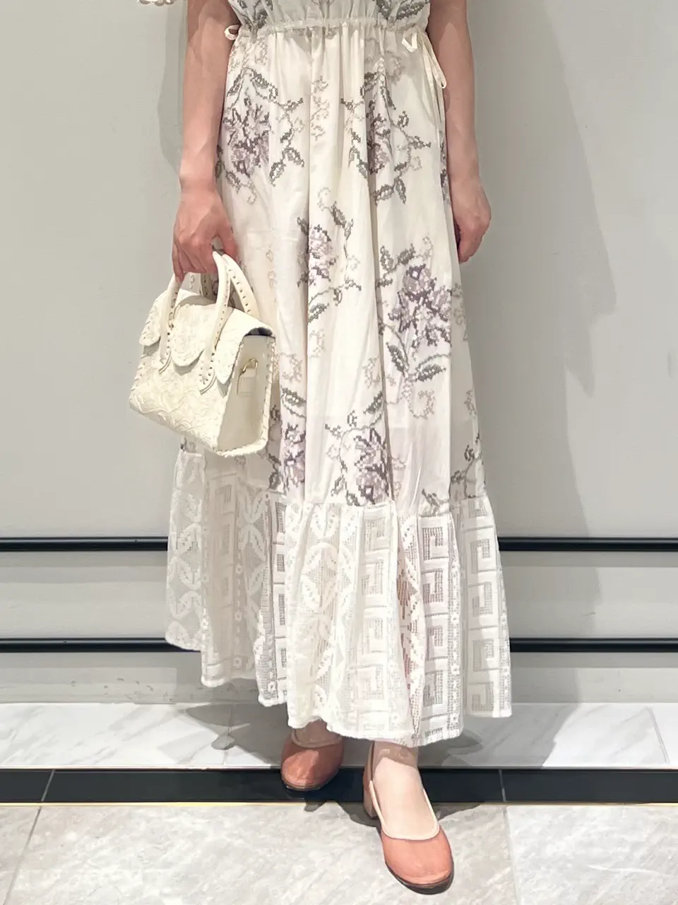 GRACE CONTINENTAL RIKO コーディネート画像