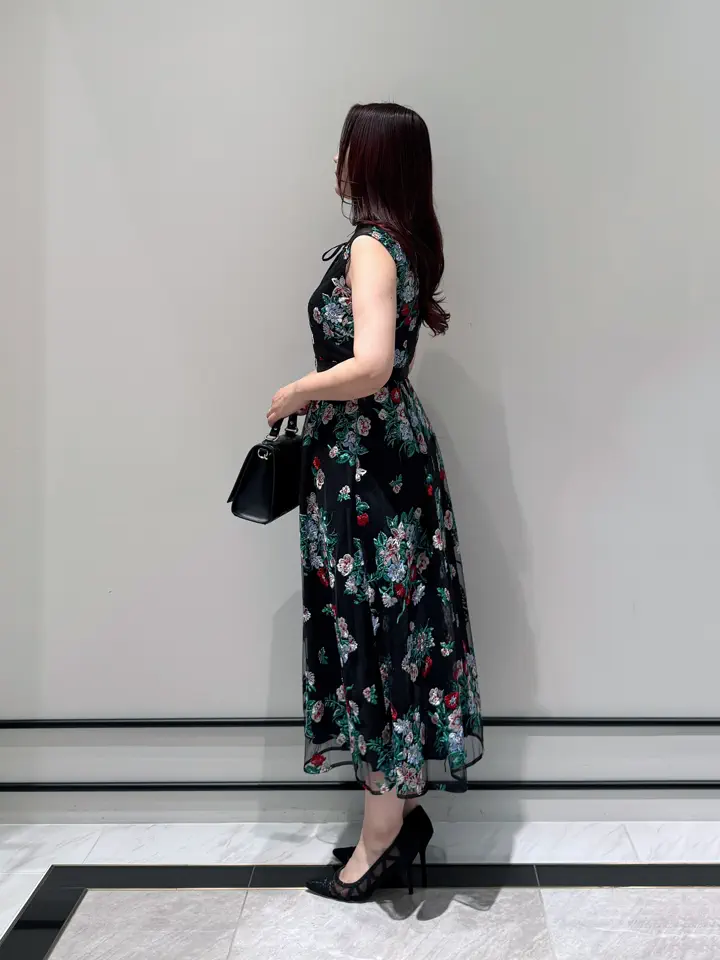 GRACE CONTINENTAL MOMOKO コーディネート画像