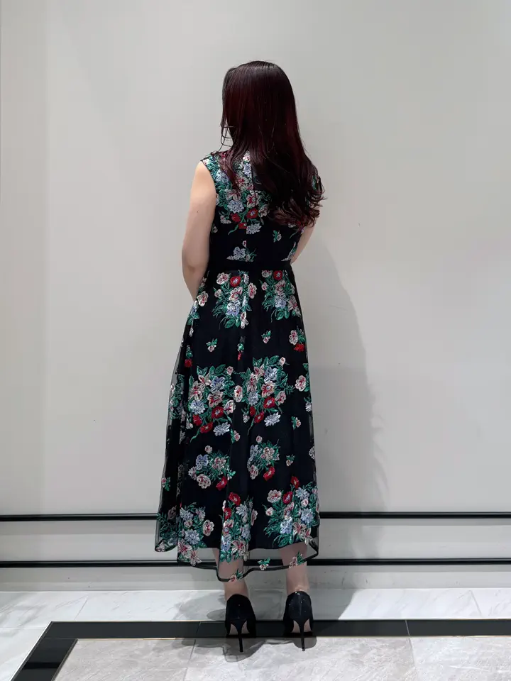 GRACE CONTINENTAL MOMOKO コーディネート画像