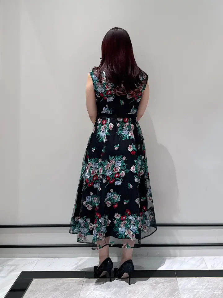 GRACE CONTINENTAL MOMOKO コーディネート画像