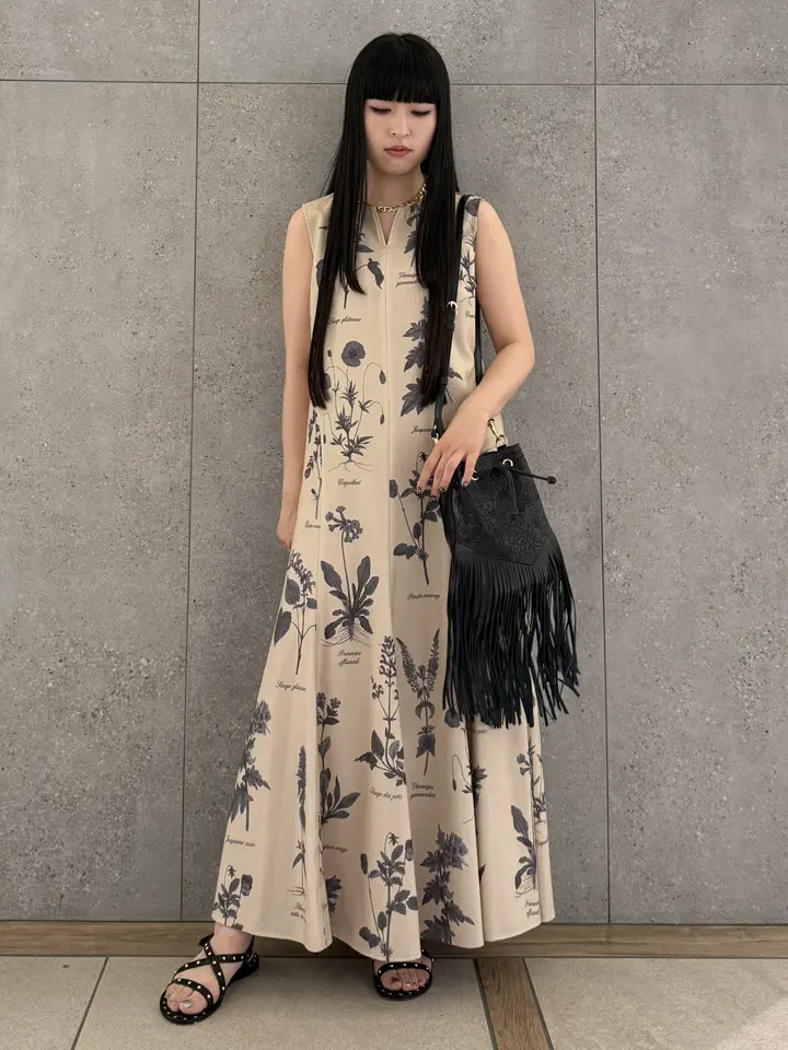 GRACE CONTINENTAL anri コーディネート画像