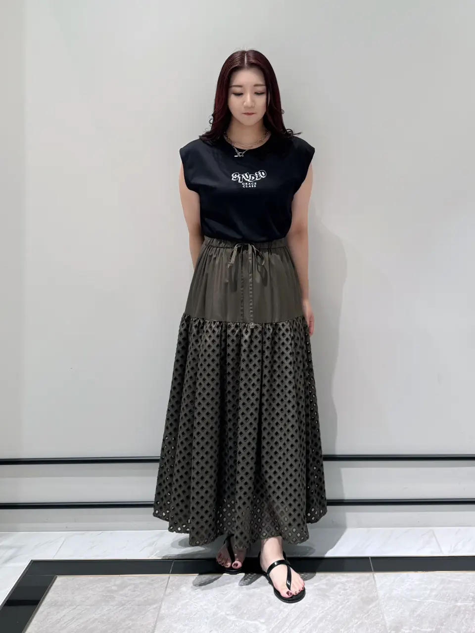  MOMOKO コーディネート画像