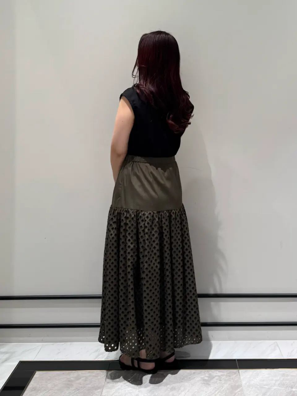 GRACE CONTINENTAL MOMOKO コーディネート画像