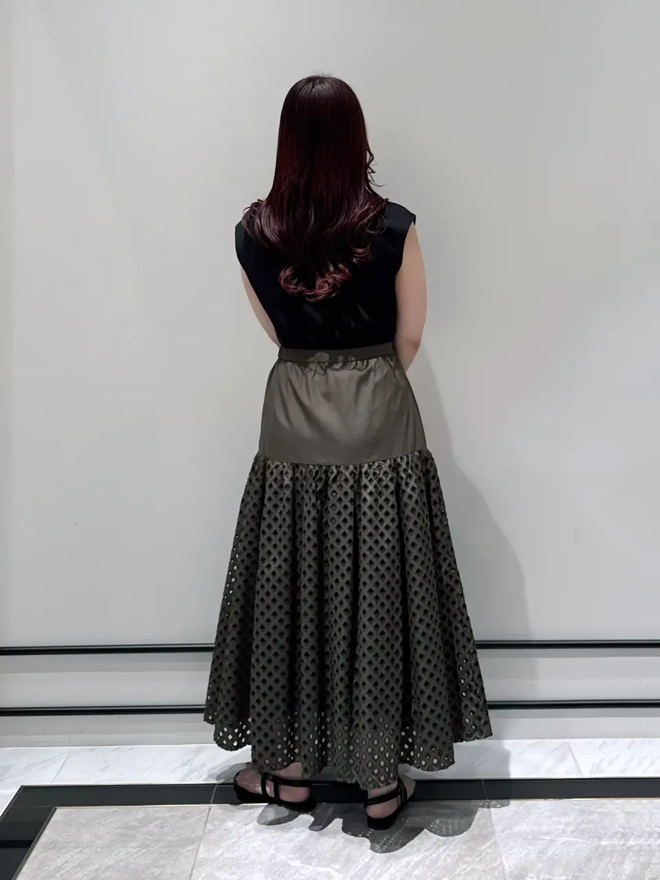 GRACE CONTINENTAL MOMOKO コーディネート画像