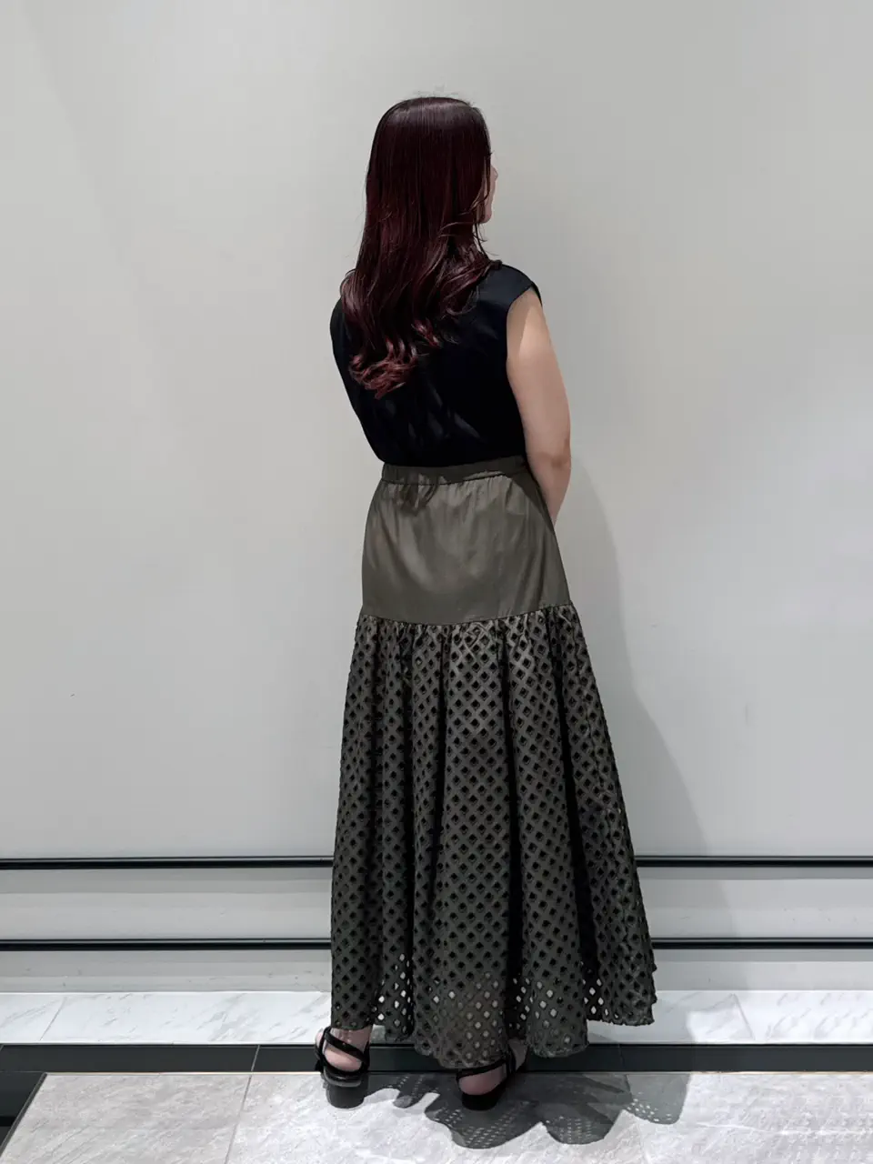GRACE CONTINENTAL MOMOKO コーディネート画像
