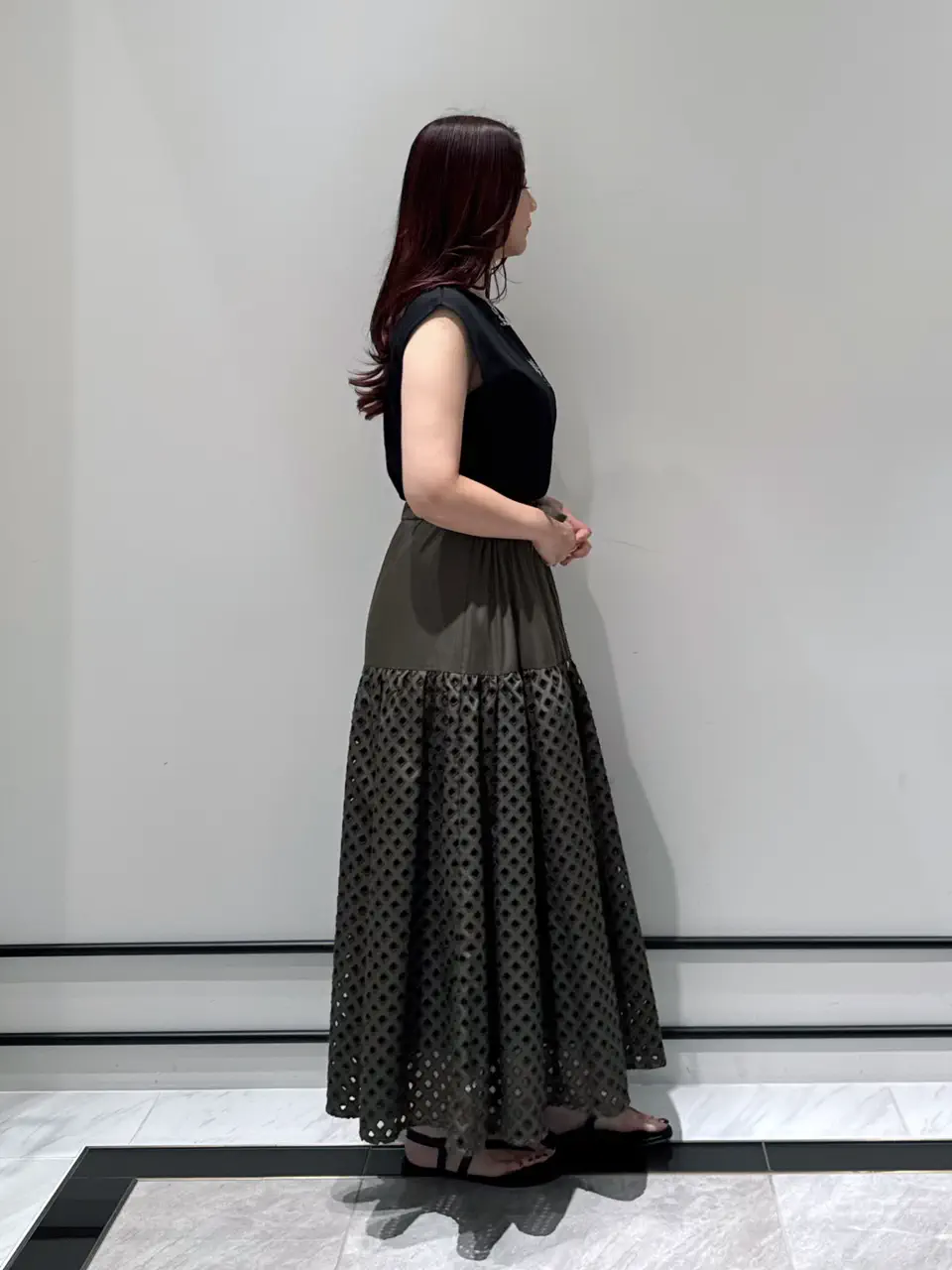 GRACE CONTINENTAL MOMOKO コーディネート画像