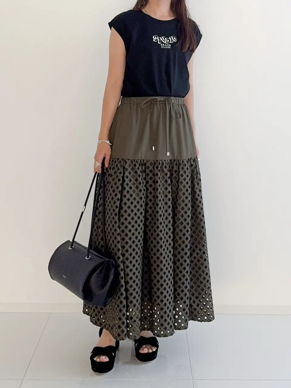 GRACE CONTINENTAL 古川温子 コーディネート画像
