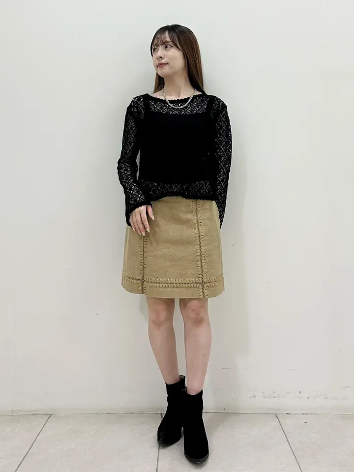 GRACE CONTINENTAL Miu Akamatsu コーディネート画像