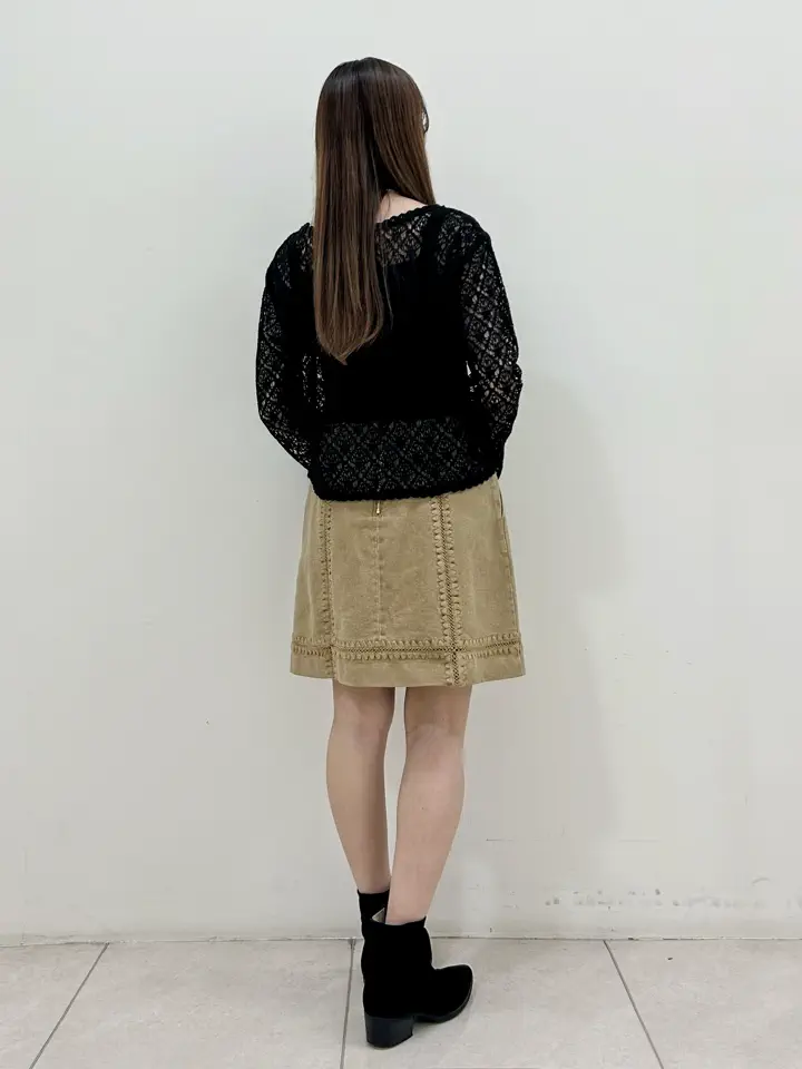 GRACE CONTINENTAL Miu Akamatsu コーディネート画像