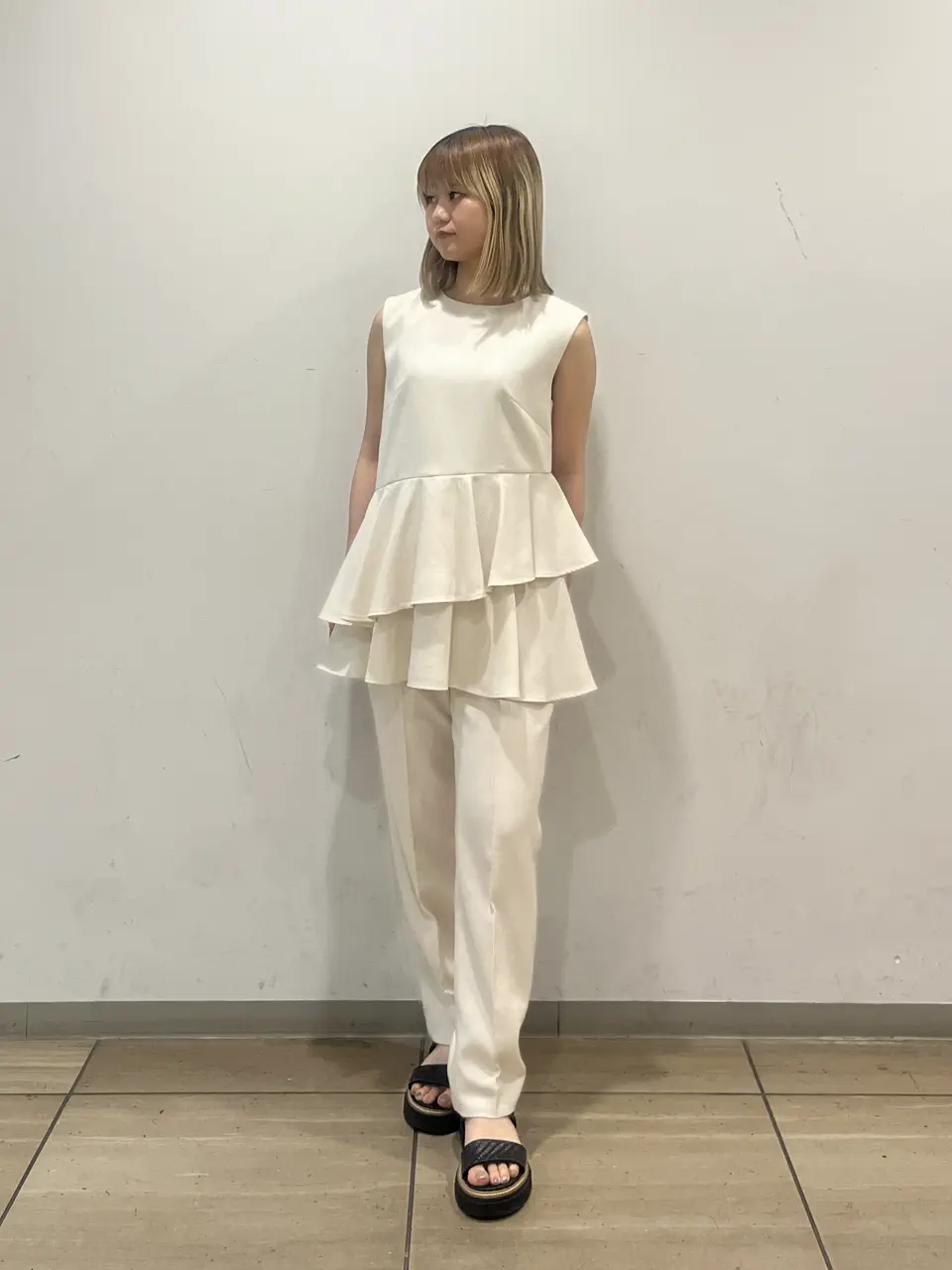  Fujisawa Yuri コーディネート画像
