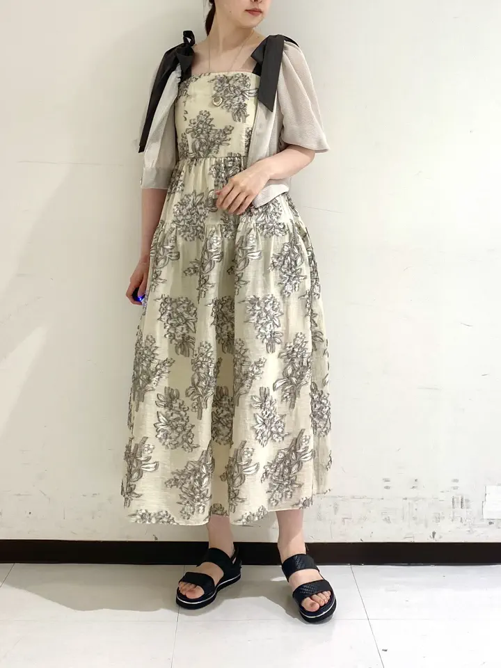 GRACE CONTINENTAL fujii コーディネート画像