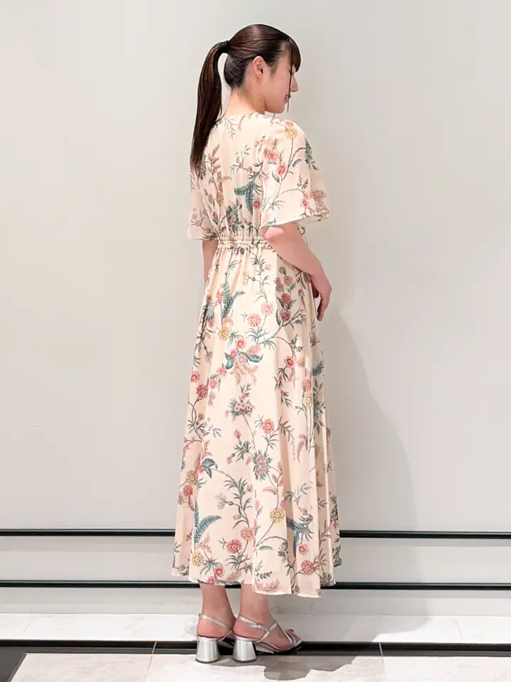 GRACE CONTINENTAL CHISAKO.S コーディネート画像