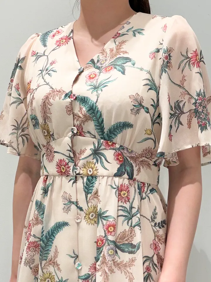 GRACE CONTINENTAL CHISAKO.S コーディネート画像