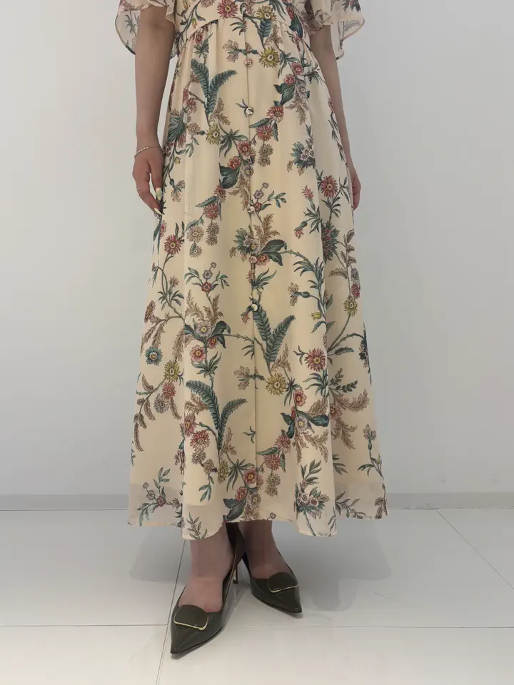 GRACE CONTINENTAL Kikuchi コーディネート画像