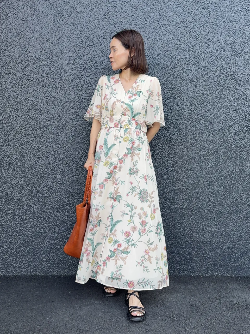  穐山　香織 コーディネート画像