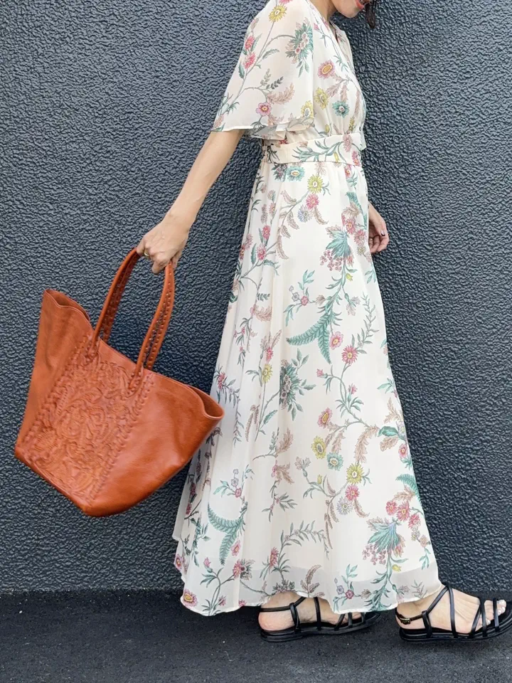 GRACE CONTINENTAL 穐山　香織 コーディネート画像