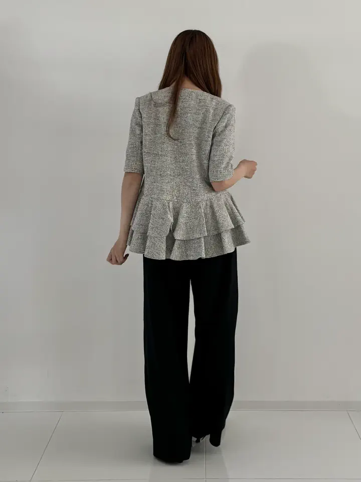 GRACE CONTINENTAL miyuki adachi コーディネート画像