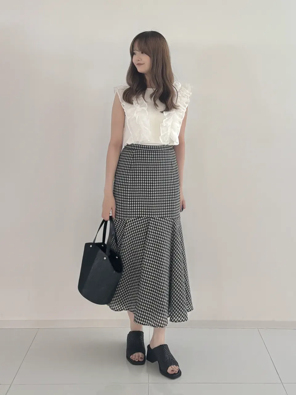 GRACE CONTINENTAL miyuki adachi コーディネート画像