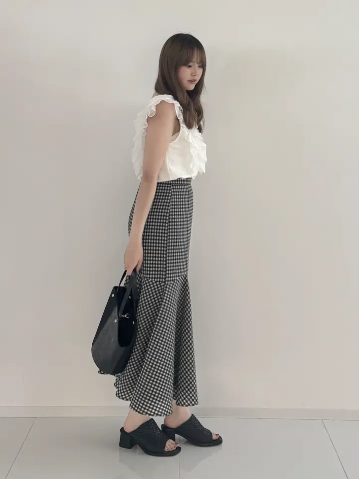 GRACE CONTINENTAL miyuki adachi コーディネート画像