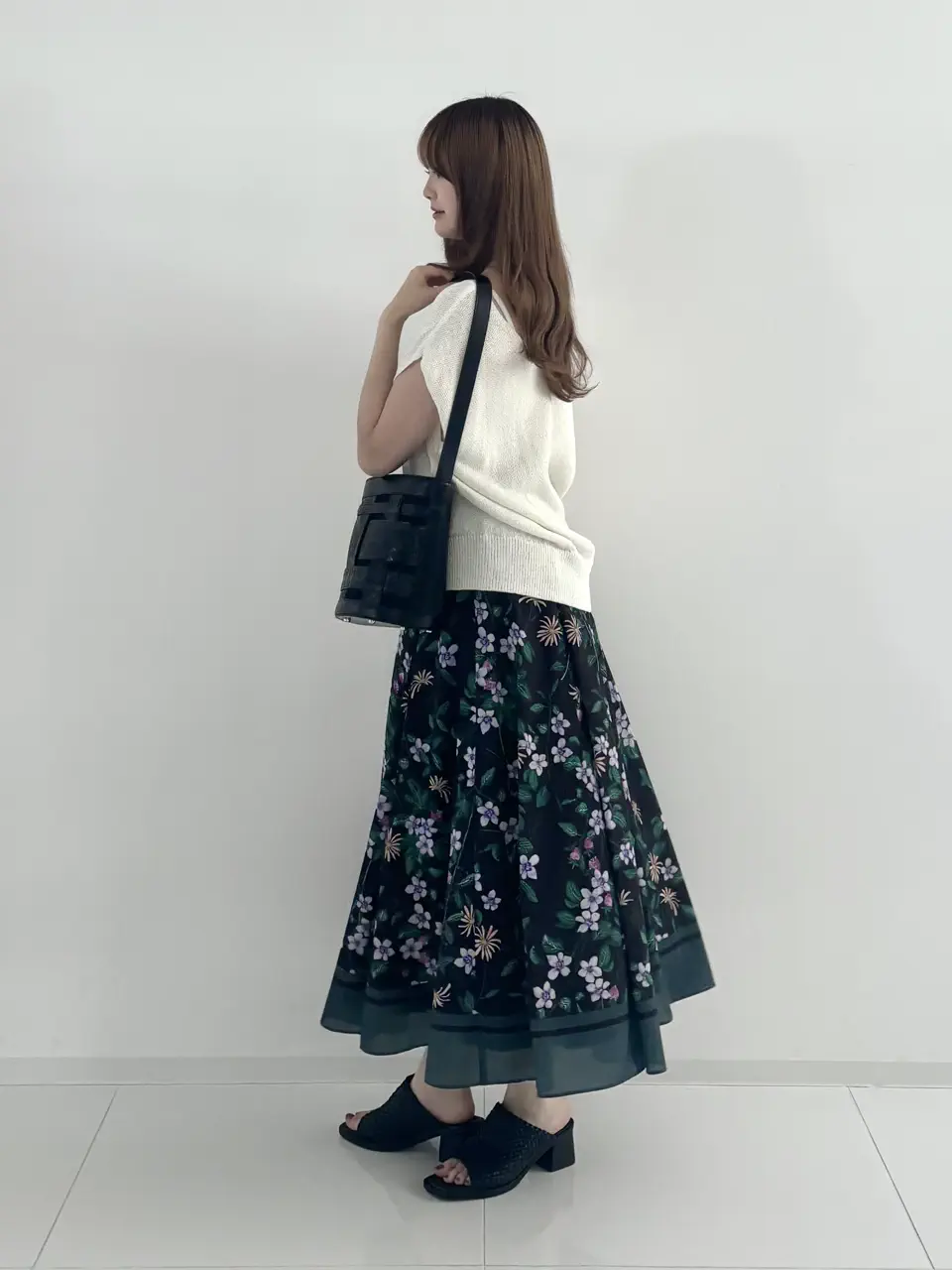 GRACE CONTINENTAL miyuki adachi コーディネート画像