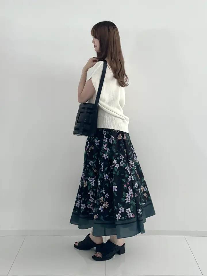 GRACE CONTINENTAL miyuki adachi コーディネート画像