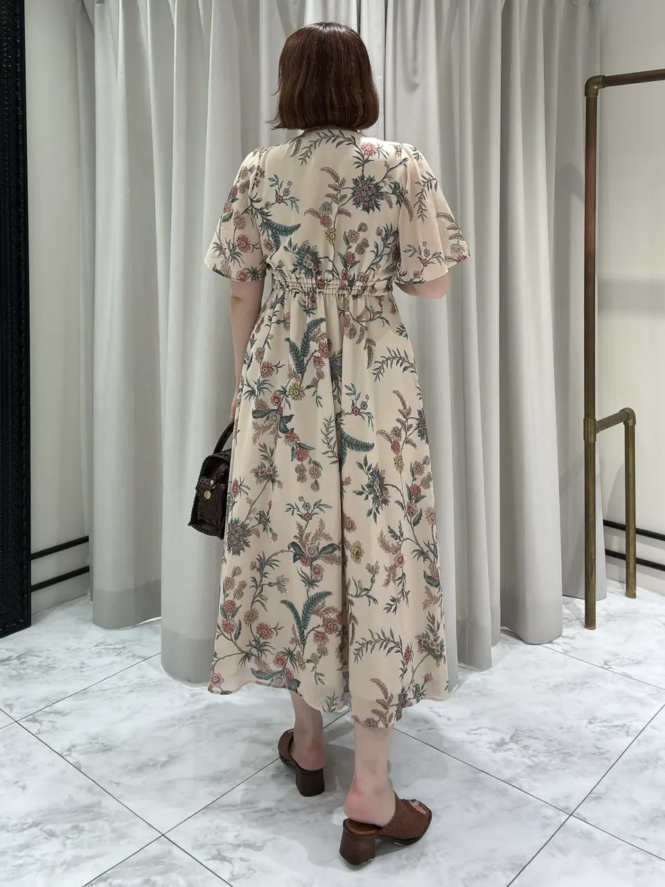 GRACE CONTINENTAL Izumi コーディネート画像