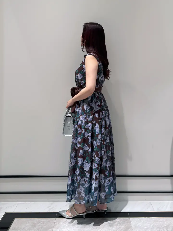 GRACE CONTINENTAL MOMOKO コーディネート画像