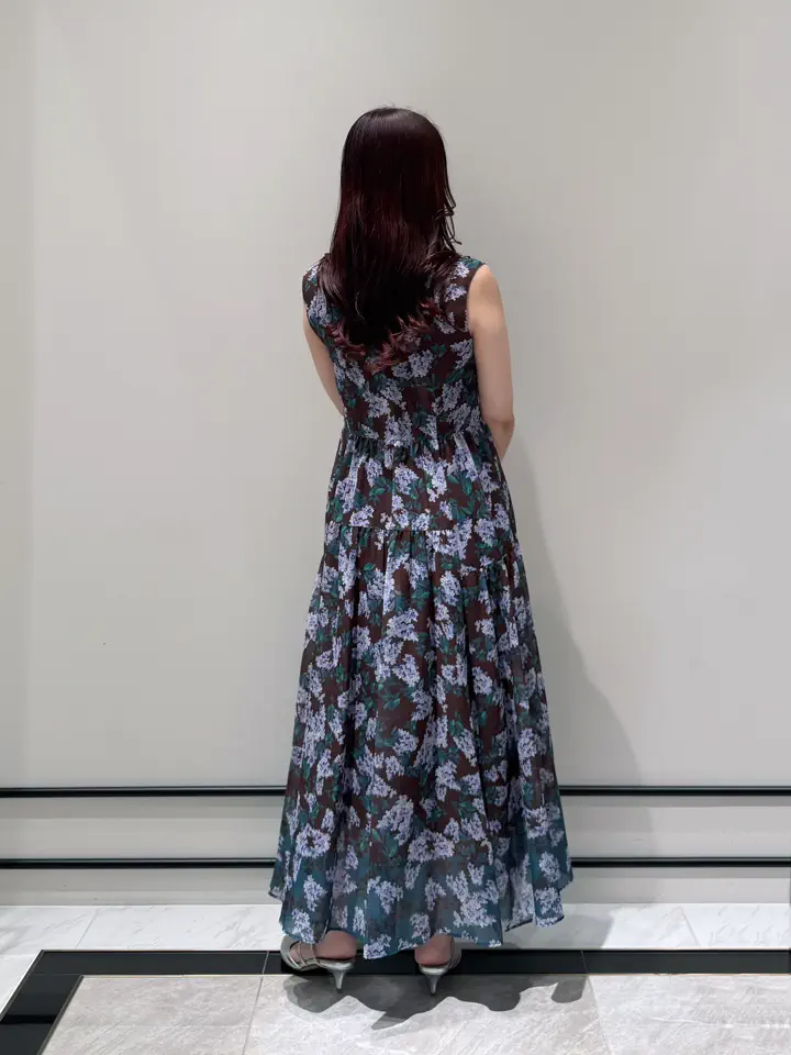 GRACE CONTINENTAL MOMOKO コーディネート画像