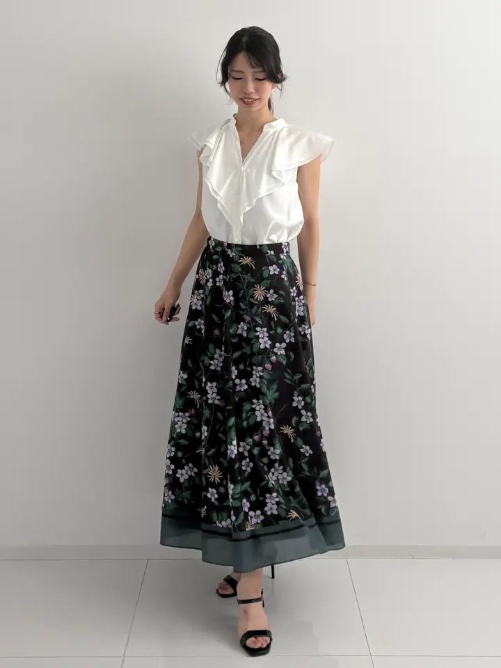 GRACE CONTINENTAL FUKUSHIMA YURIE コーディネート画像