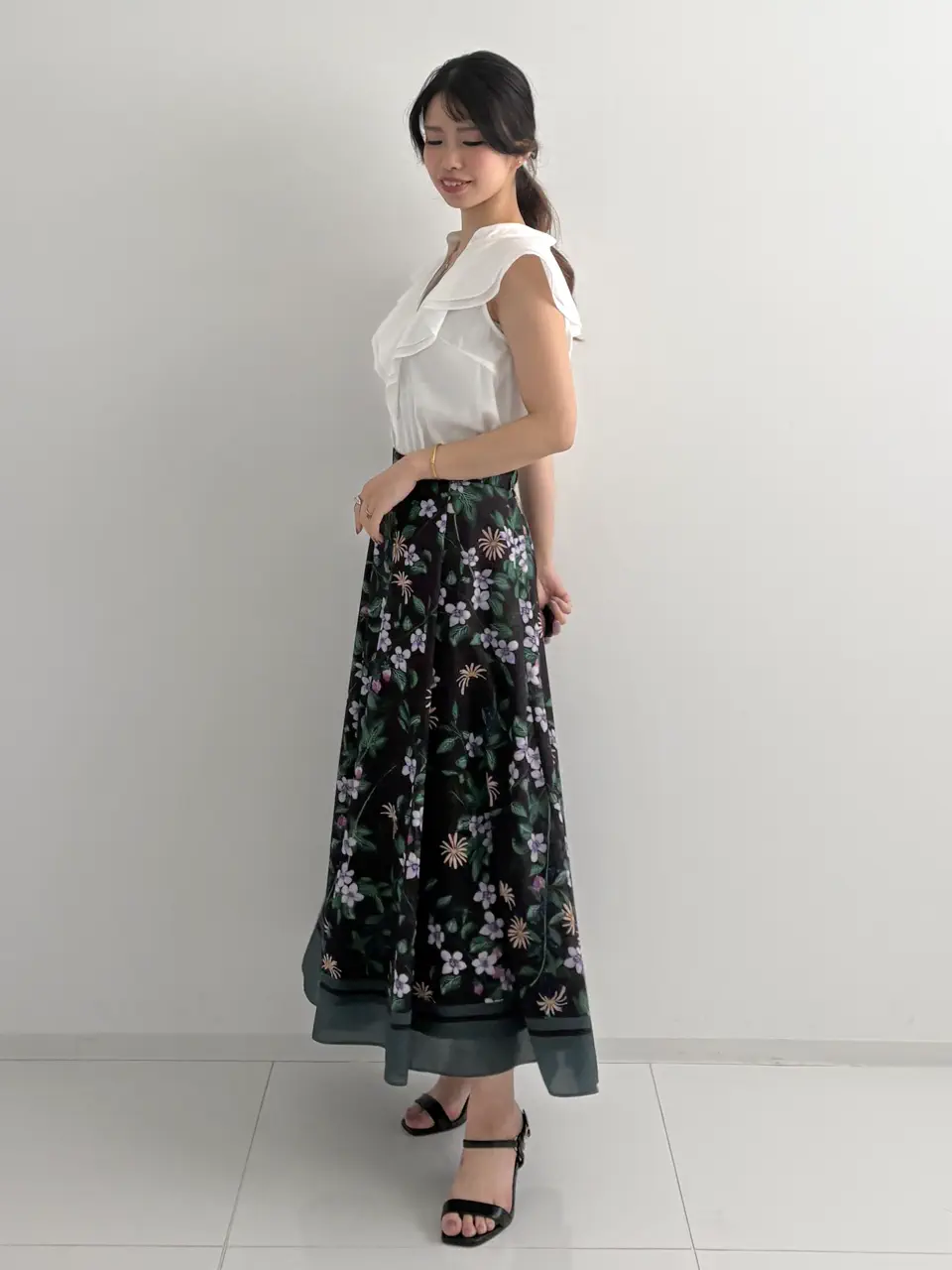 GRACE CONTINENTAL FUKUSHIMA YURIE コーディネート画像