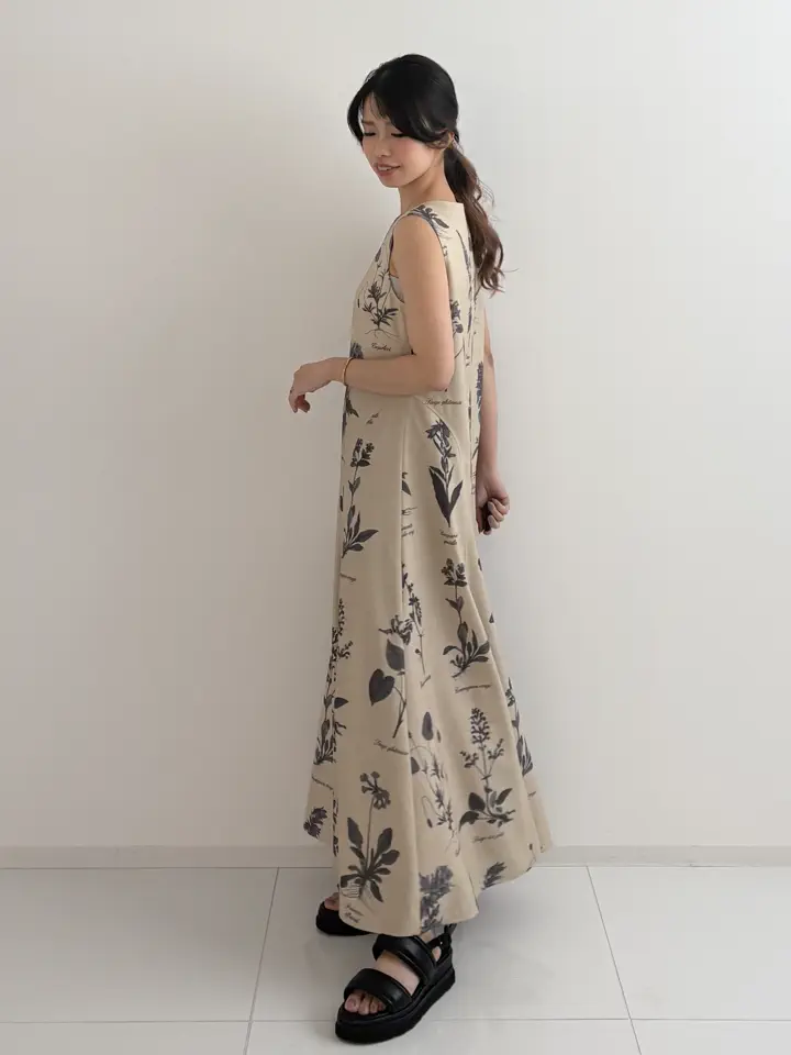 GRACE CONTINENTAL FUKUSHIMA YURIE コーディネート画像
