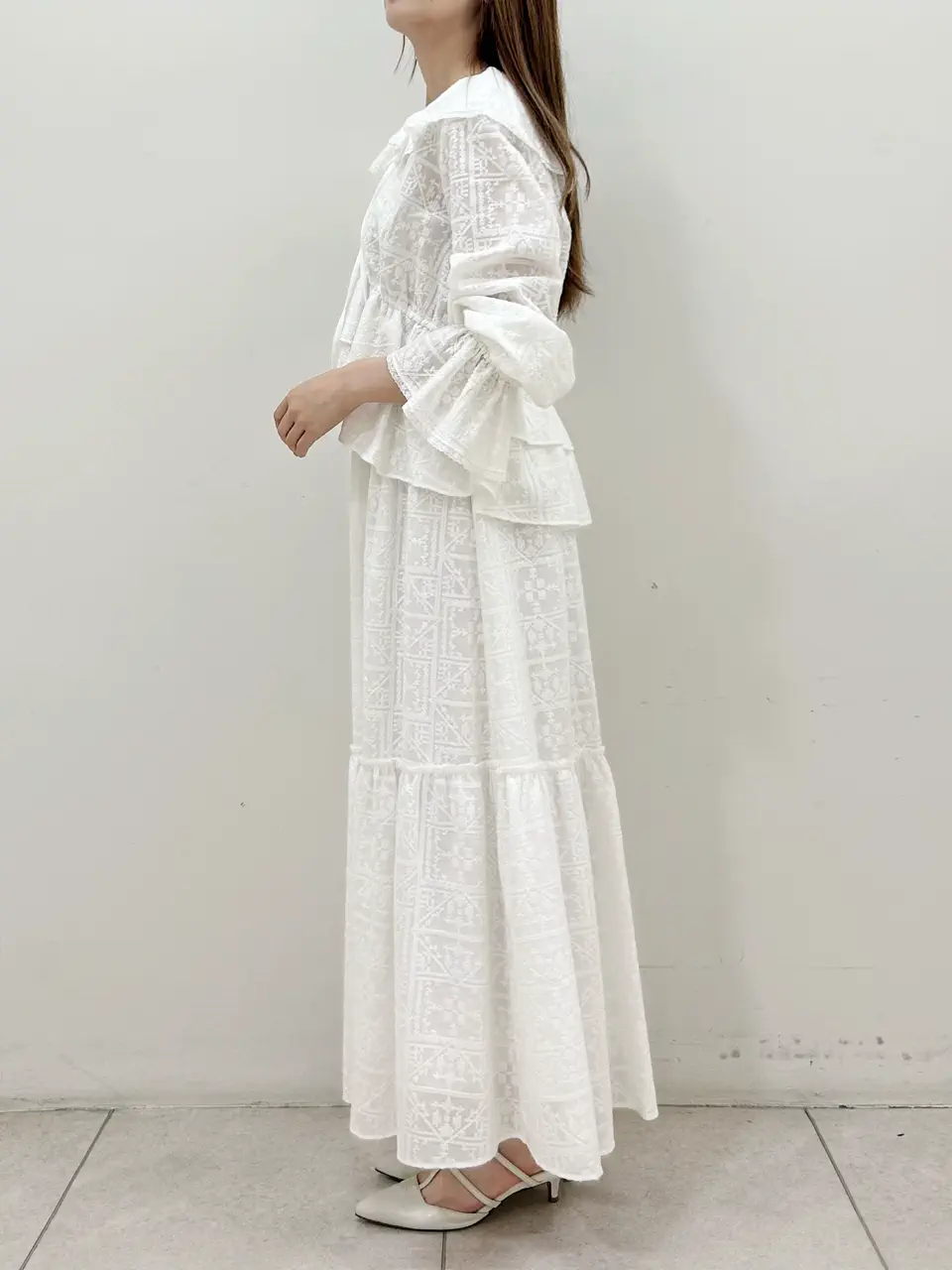 GRACE CONTINENTAL Miu Akamatsu コーディネート画像