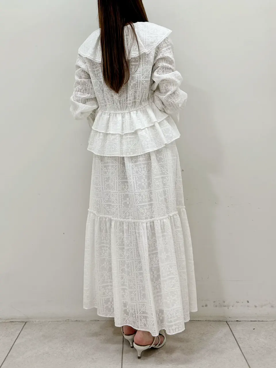 GRACE CONTINENTAL Miu Akamatsu コーディネート画像