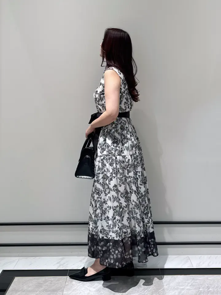 GRACE CONTINENTAL MOMOKO コーディネート画像