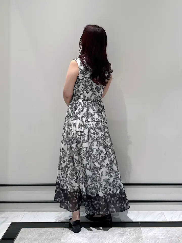 GRACE CONTINENTAL MOMOKO コーディネート画像